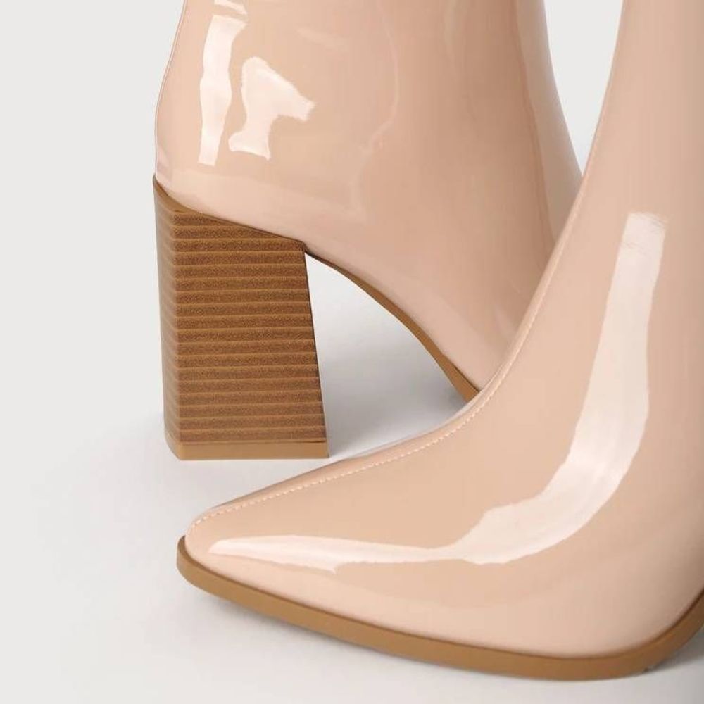 Lulus Dawnn Light Nude Patent Pointed Toe Block Heel Ankle Booties Size 7.5 - Picture 3 of 6